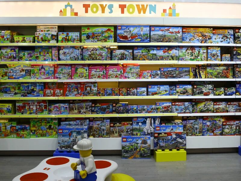 The cravats in toytown. Ten toys live in a toy town стих. игрушечный город. город игрушек магазин. The cravats in toytown.