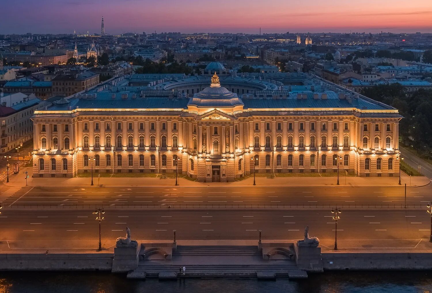 Какие академии есть в санкт петербурге