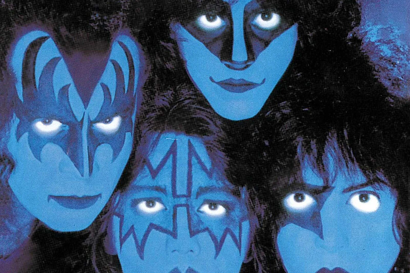 Kiss the night. Kiss creatures of the Night 1982. Kiss creatures of the Night 40th Anniversary. Kiss creatures of the Night 2022 Box Set. Обложки рок групп.