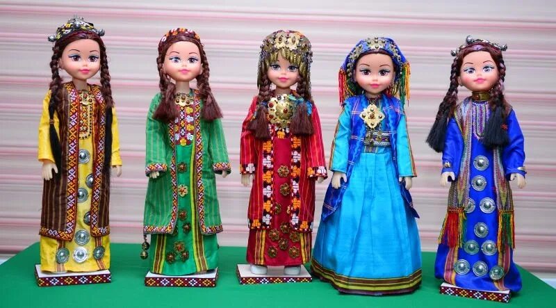 Куклы в этнических костюмах. Туркменские игрушки. Одень куклу туркменский костюм.