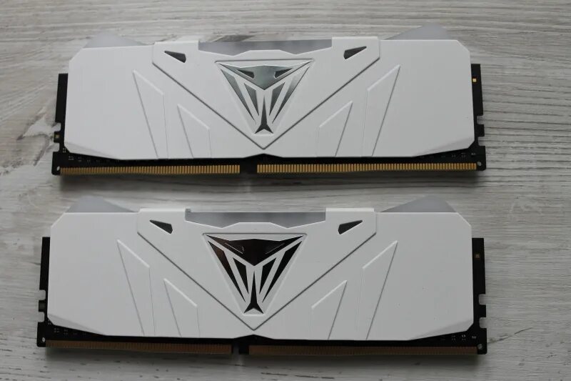 Оперативная память ddr4 16gb 2x8gb. Patriot viper 8gb ddr4. patriot viper rgb white ddr4 16gb. patriot memory viper rgb pvr416g320c6kw. patriot 16 gb ddr4.