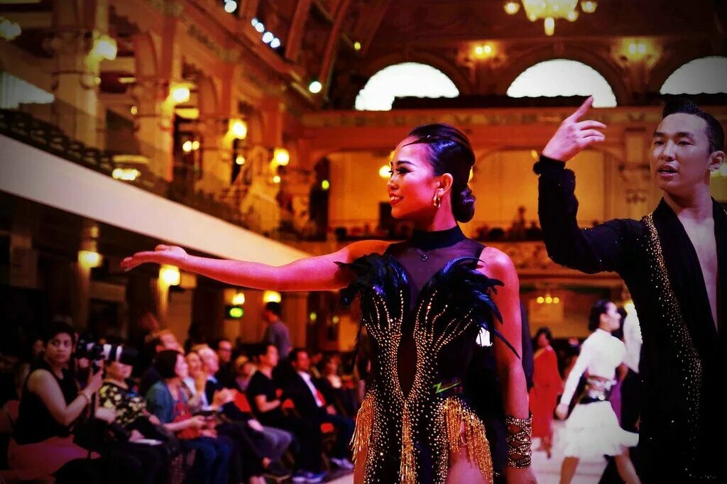 Блэкпул бальные танцы 2000. Блэкпул бальные танцы зал. Блэкпул латина. Бальные танцы ангарск латиноамериканские. Фестиваль бальных танцев.