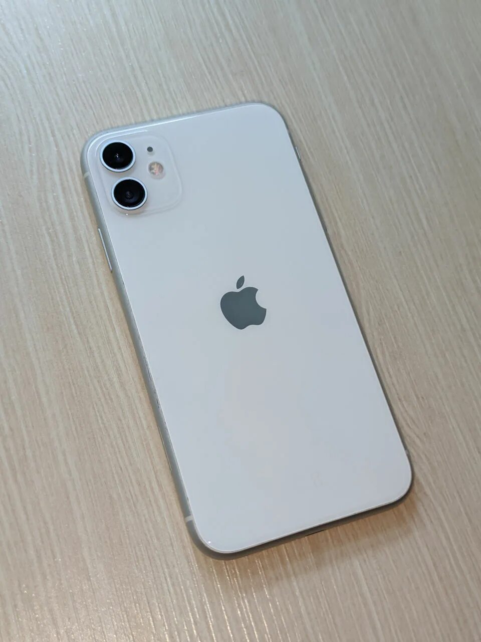Iphone 11 64gb black. Айфон 128 гигабайт. Iphone 13 128gb белый. Apple iphone 11 64 гб. Айфон 13 мини 128 гб белый.