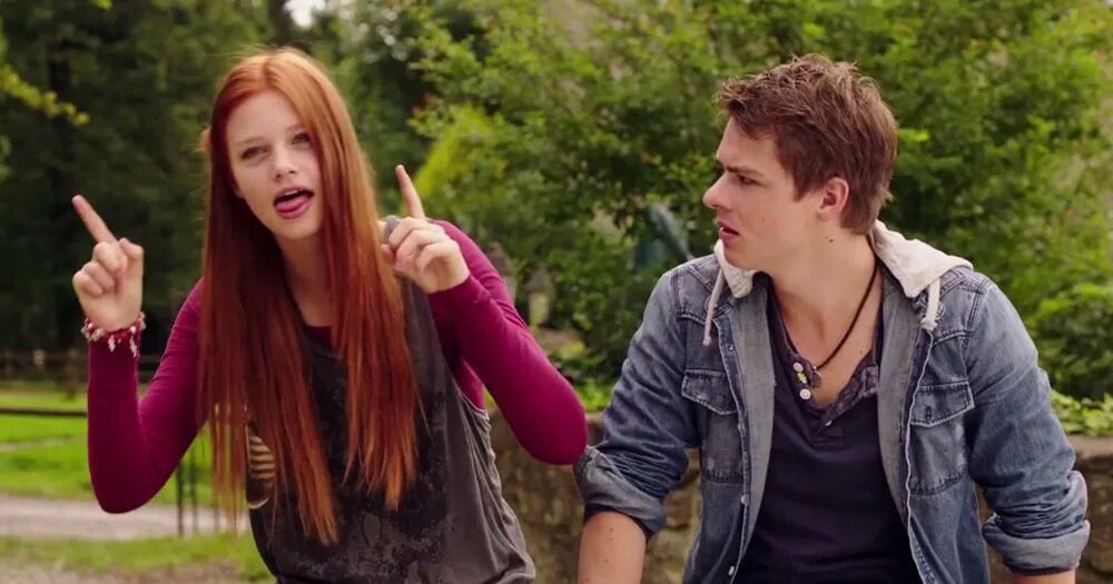 Ханна бинке восточный ветер 2. Ханна бинке восточный ветер. Восточный ветер фильм 2015. Ханна бинке оствинд. Восточный ветер фильм 2015.