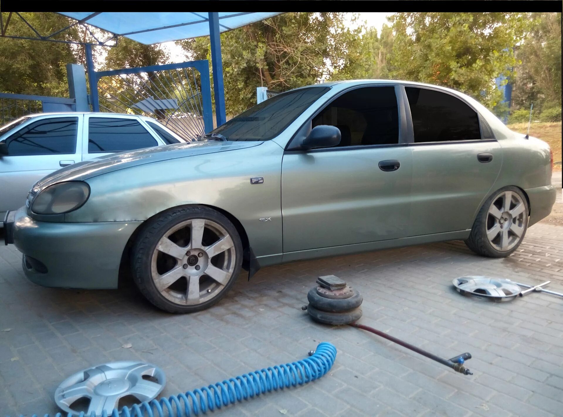 Шевроле ланос r14. Колеса р16 шевроле ланос. Шевроле ланос 15 колеса. Хендай акцент r17. Шевроле ланос колесные диски.