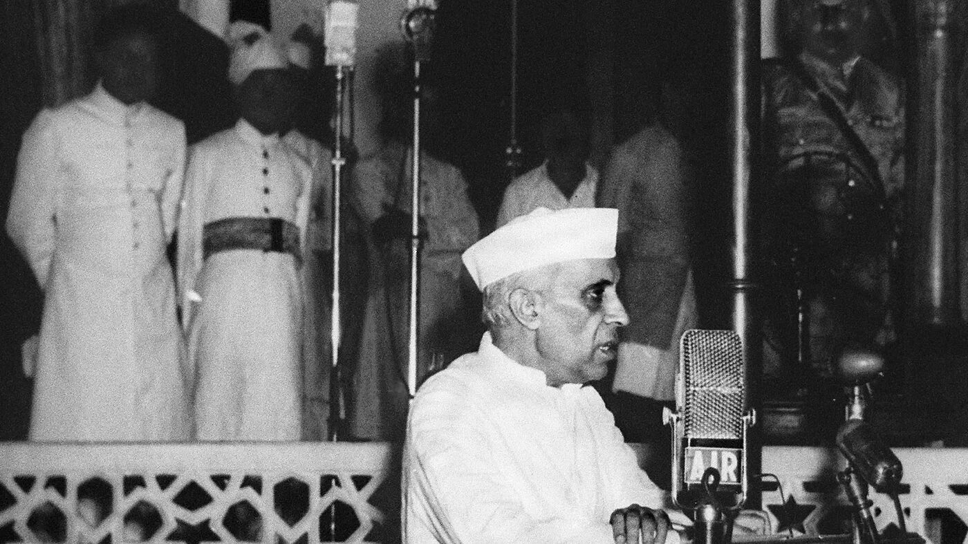 Независимость 1947. Независимость индии 1947. джавахарлал неру. джавахарлал сингх. джавахарлал неру и махатма ганди.