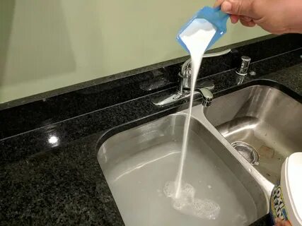Чем быстро прочистить раковину на кухне