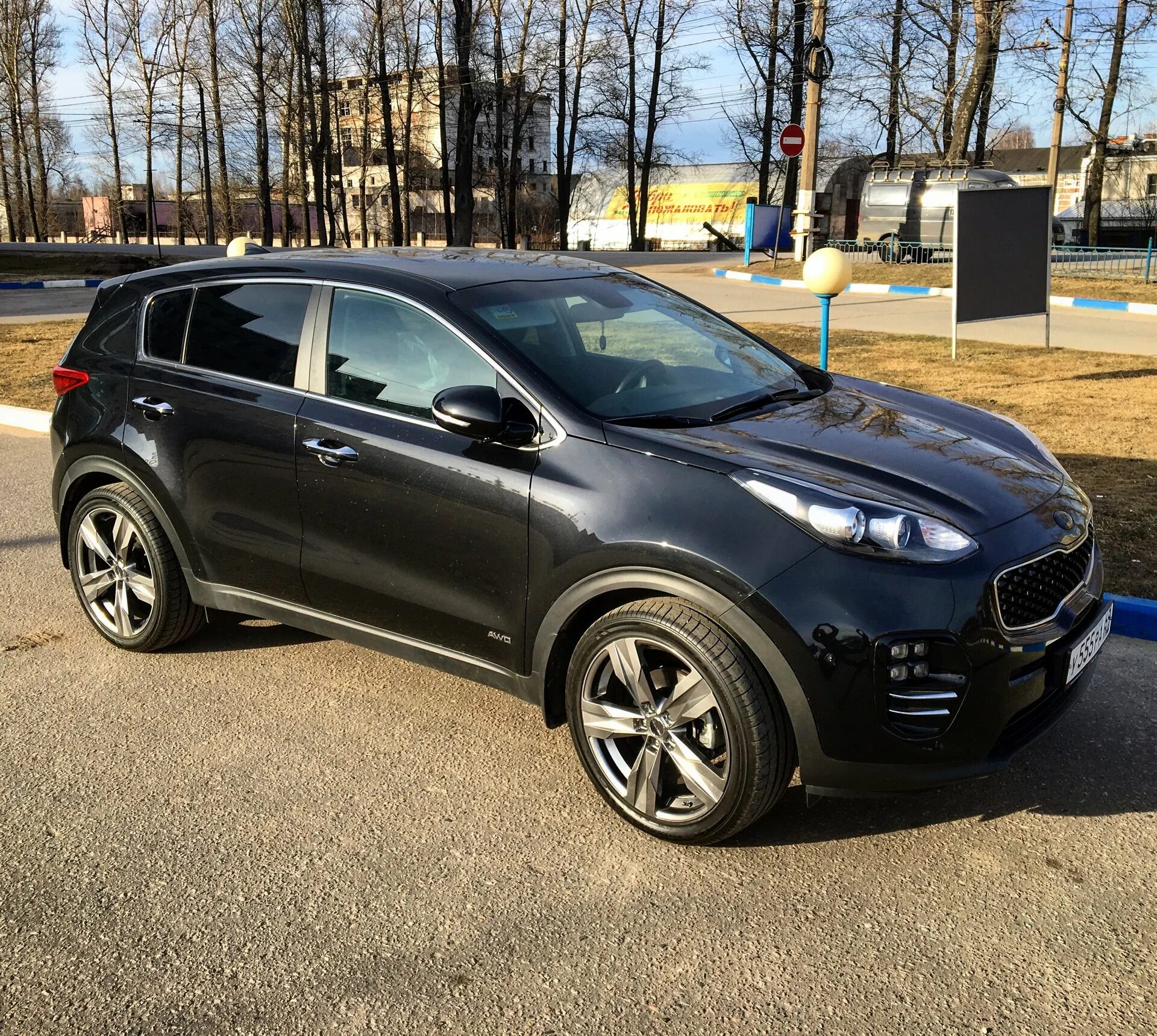 Купить диски на киа спортейдж 4. Kia Sportage 4 r18. Спортейдж 4 r19. Kia Sportage 4 r19. Киа Спортейдж 3.