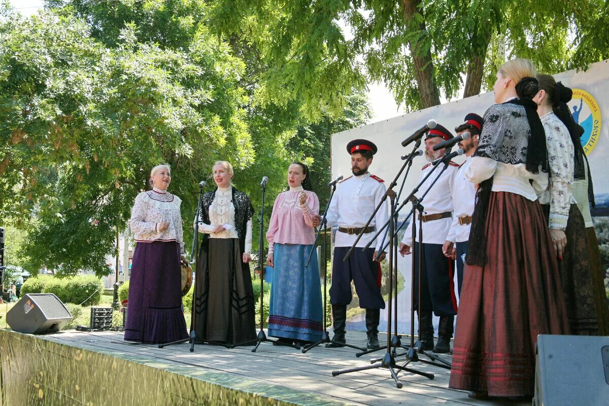 Казачий фольклор. Фольклорный ансамбль. Ансамбль вольница. Фольклор казачества.