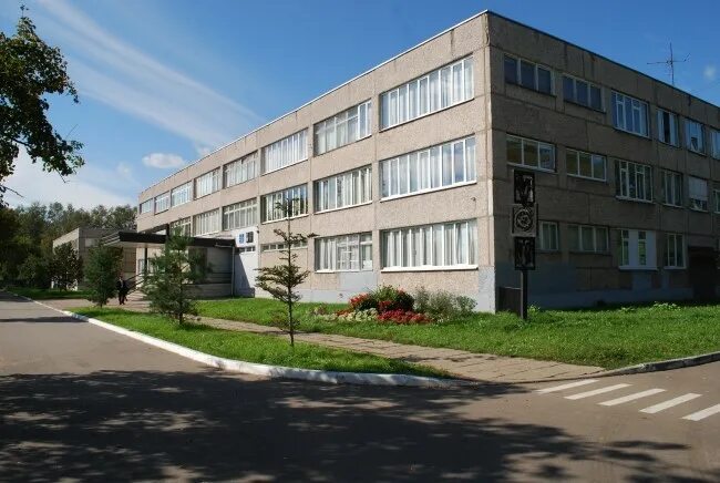 Школа на улице гидростроителей краснодар. Школа 2 автомобилистов. Школа 2 автомобилистов. 33 школа краснодар. Новая школа в краснодаре 2022.
