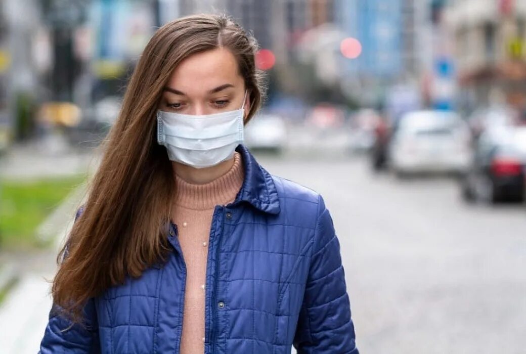 Парень в черной маске. Человек в маске. Молодежь в масках. Прийти в маске. Мужчина в маске.