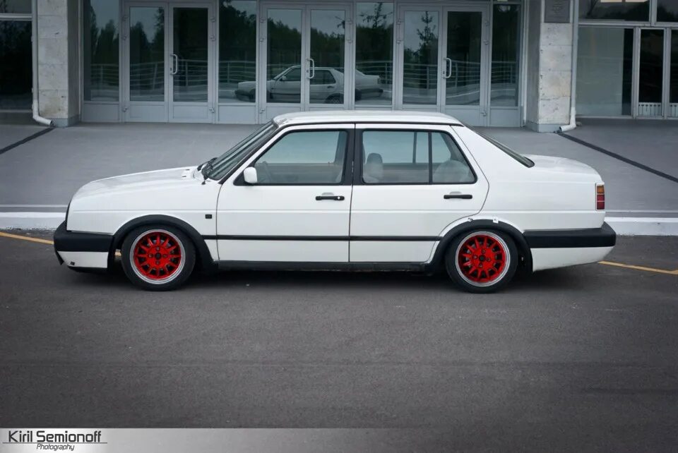 Фольксваген джетта 1989г. Фольксваген джетта 1989 синяя. Джетта 2 на 16 дисках. Фольксваген джетта 2 1989. Джетта 2 диски.