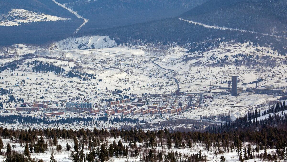 Камеры в реальном времени в шерегеше. Поселок Шерегеш шахта. Шерегеш шахта ЕВРАЗ. Шерегеш рудник. Колония Шерегеш.