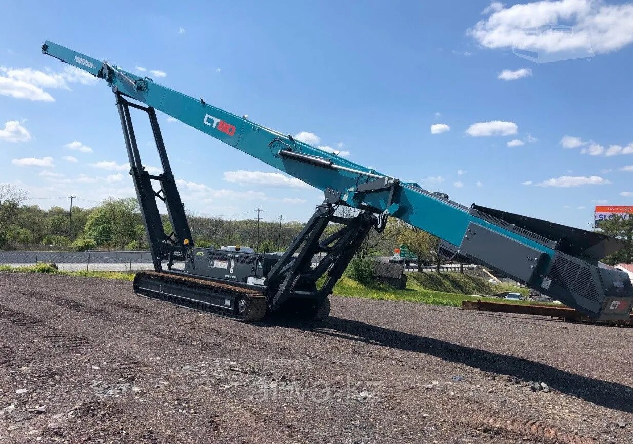 Самоходный ленточный транспортер tld. Мобильный конвейер ленточный powerscreen t5032. Самоходный ленточный погрузчик слк-1. Самоходный конвейер. Ппл-800 ленточный перегружатель.