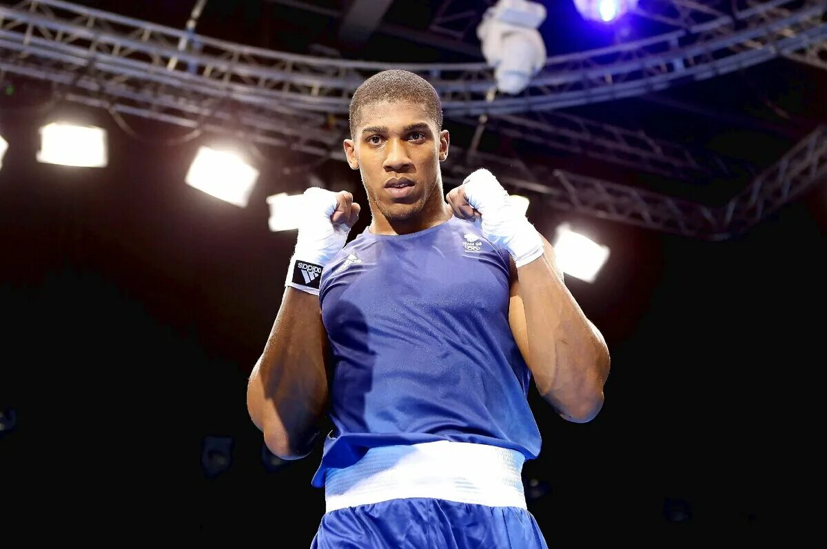 Сколько заработал джошуа. Энтони Джошуа. Энтони Джошуа фото. Anthony Joshua London 2012.