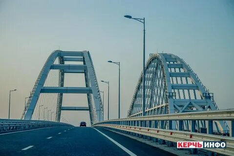 Остановиться на мосту в этом месте