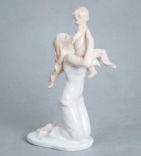 Фигурка мама