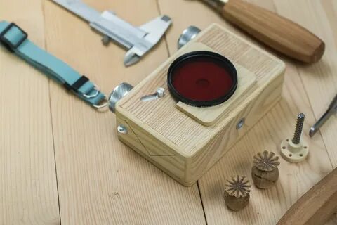 Pin hole