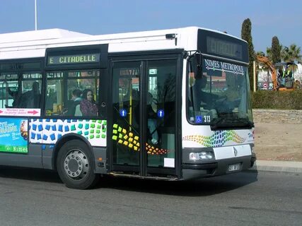 Renault bus
