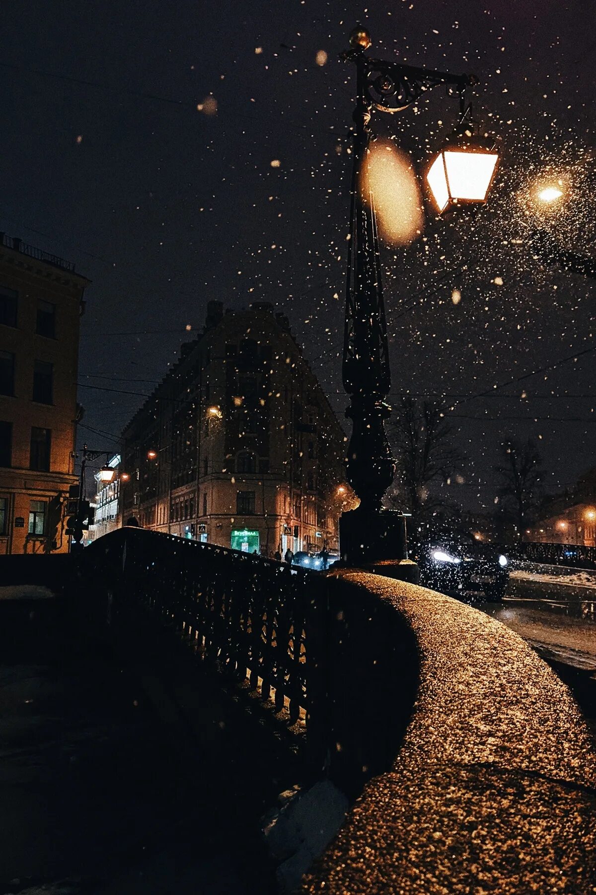 Ночной город тепло. Белые ночи Санкт-Петербург. Ночная дорога Санкт Петербург. Белые ночи в Питере 2023. Night maria