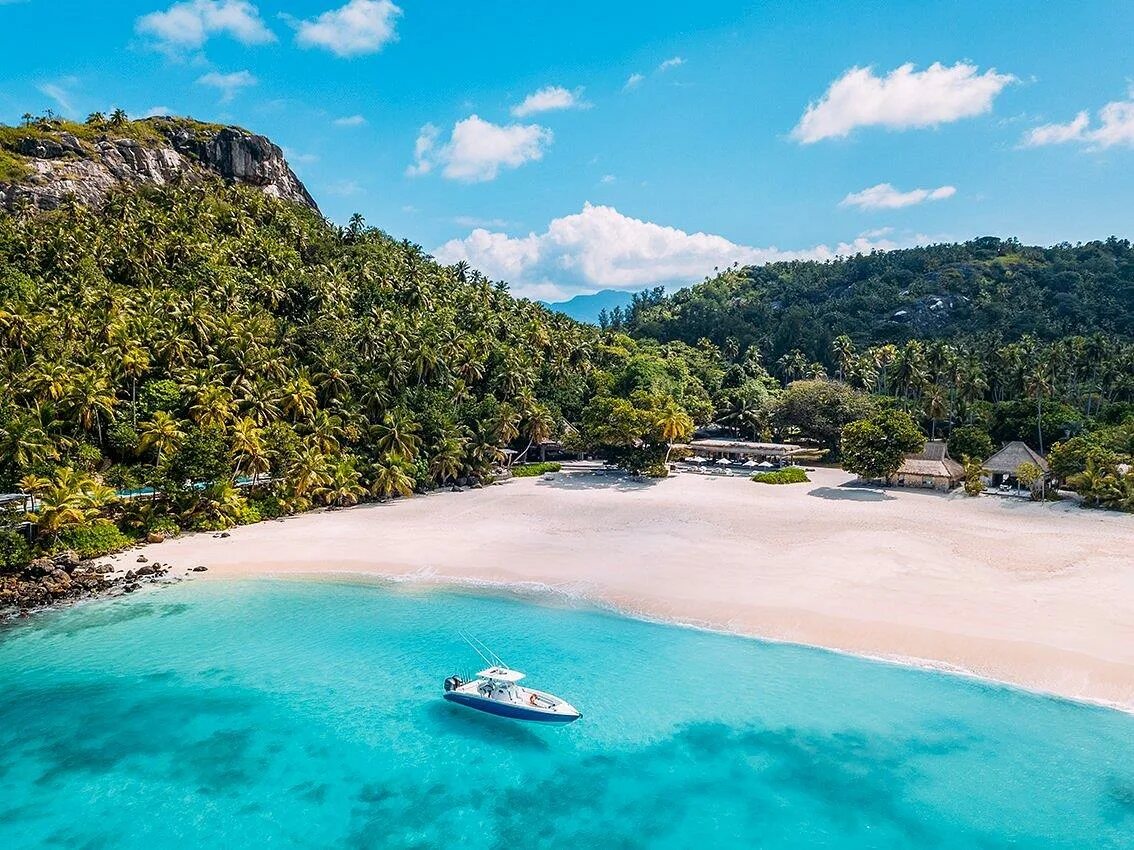 N island. Сейшелы Норт Айленд. Сейшелы остров Исланд. Отель North Island, Сейшелы. Остров Норд Сейшельские острова.