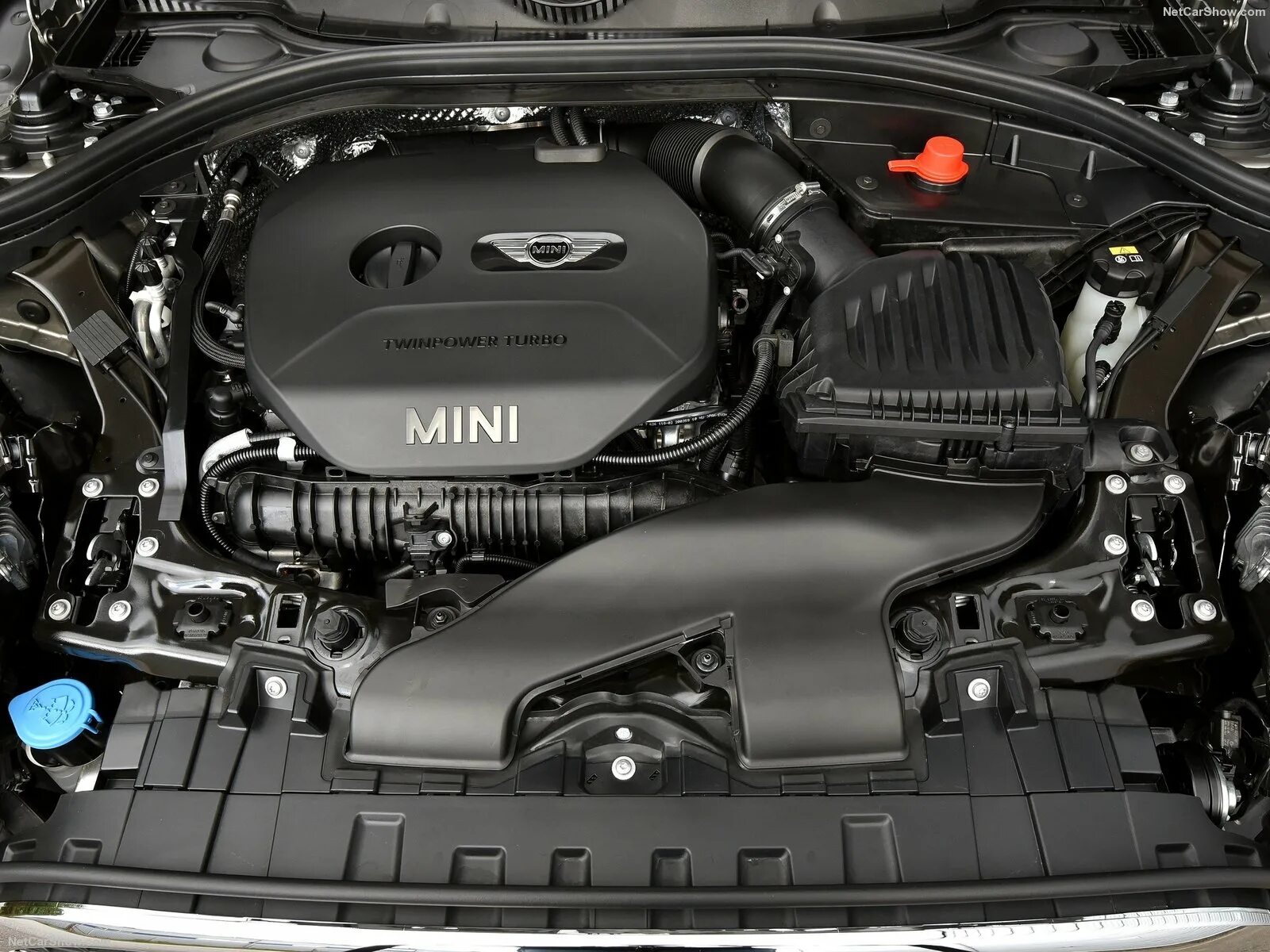 Какой двигатель в мини. Мини Купер фото двигателя. Мини Купер турбо s фото двигателя. Номер ДВС Mini Cooper s 2018 год 2.0 фото. Двигатель на мини фото.