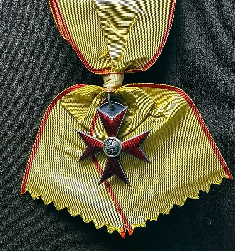 Орденская цепь ордена грифона. Мальтийский – восьмиконечный крест ордена тамплиеров. Германия. Германия. Награды гриффон.