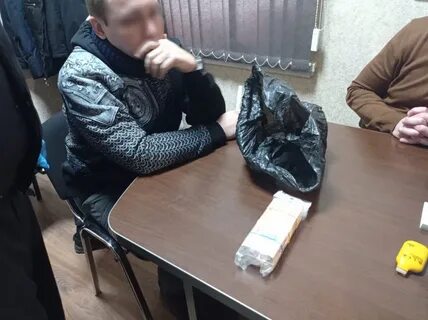 В получении крупной взятки