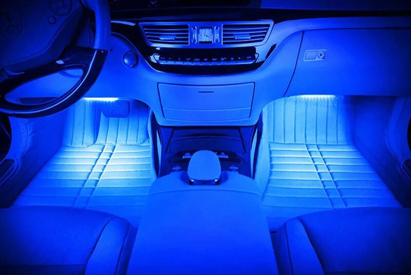 Освещение машины. Подсветка салона автомобиля. Подсветка в машину в салон. Синяя подсветка салона. Led подсветка салона.