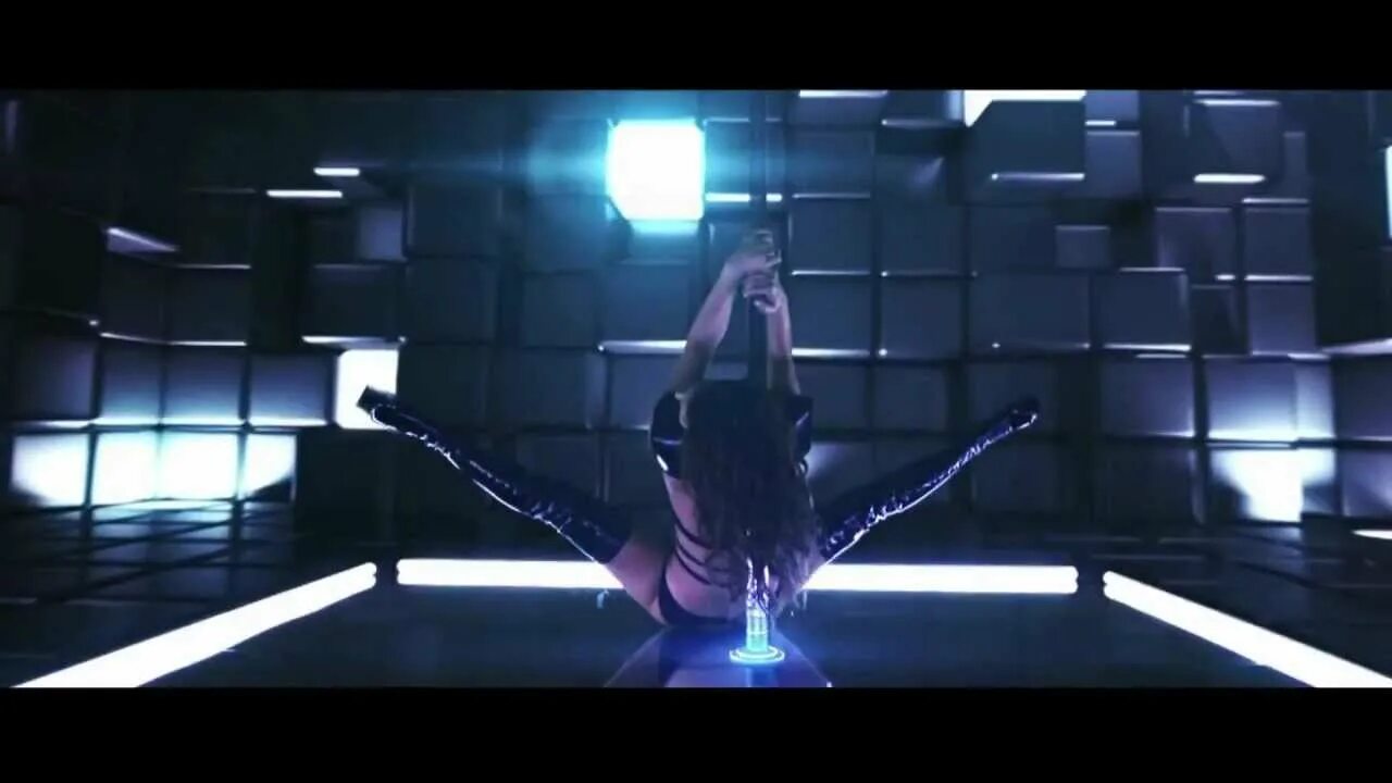 Современные танцы шафл. Кадры из клипа энрике иглесиаса dirty dancin. Клип с танцующими волосами. Бейонсе 2023. Little mix move.