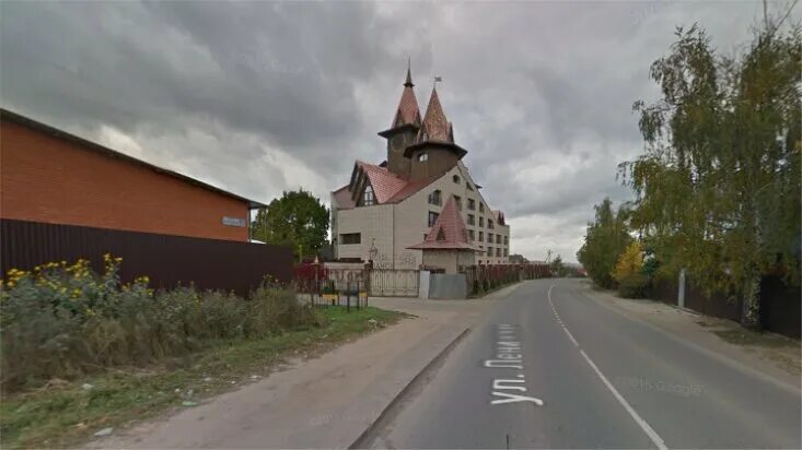 промышленный проезд дом 6. улица беседы. гостиница замок, село беседы. фотосессия в детском саду на прогулке. улица беседы.