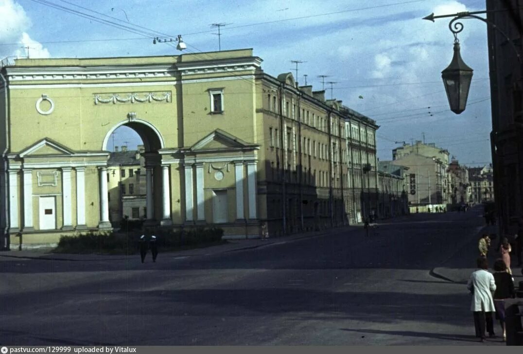 Лермонтовский проспект 12. Лермонтовский проспект прогулка Санкт-Петербург. Лермонтовский проспект СССР. Сквер Харитонова в СПБ. Лермонтовский проспект 12 СПБ.