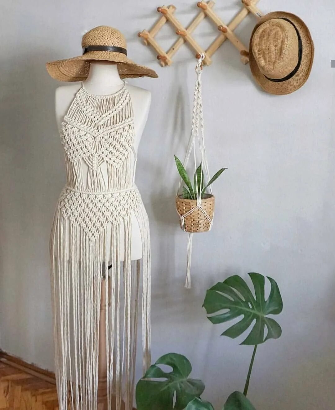 Макраме в одежде 2021. Пляжное платье макраме. Макраме одежда. Плетеное платье. Платье макраме.