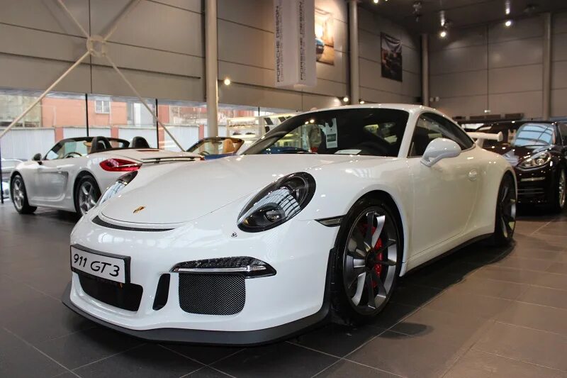 Porsche 903. Порше премьера. Порше 323. Порше таганка. Порше форум.