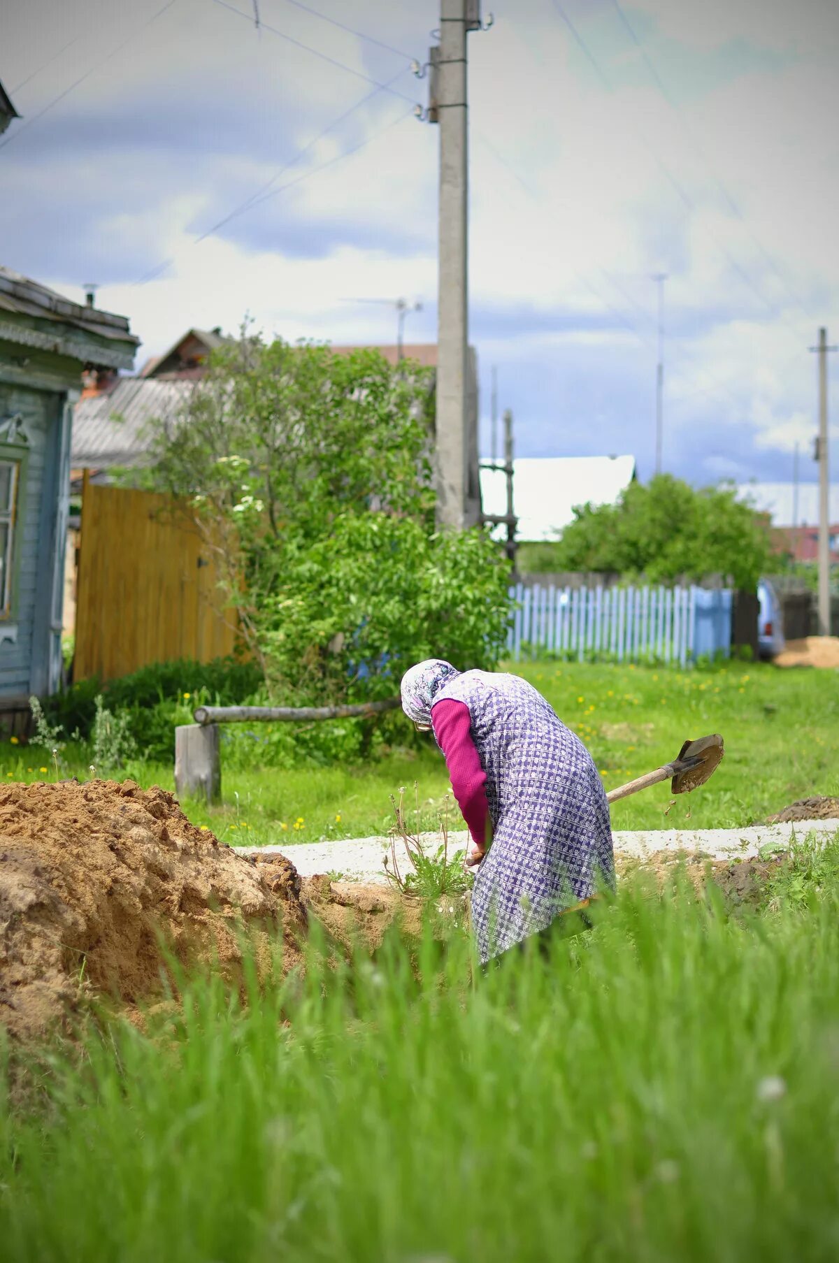 Деревенская жизнь. Работа в селе. Работа в деревне. Работа в деревне картинки. Работа в деревни в россии