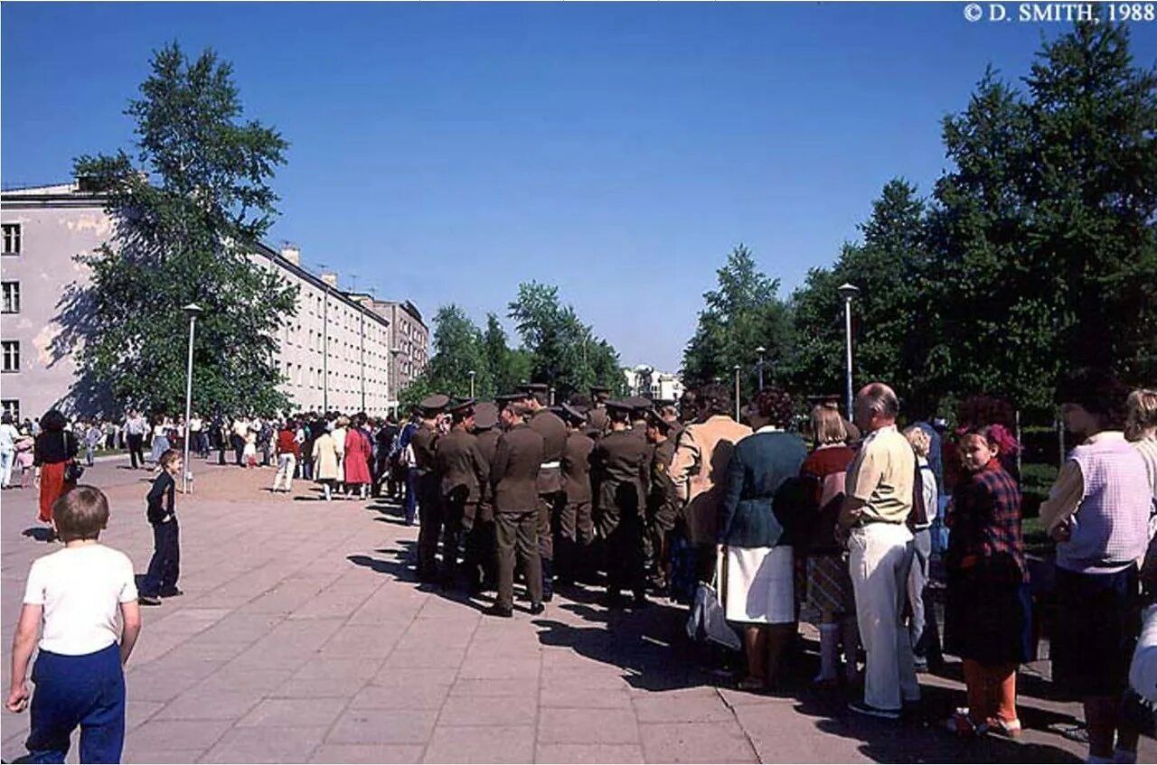 1 мая 1988. Иркутск 1986 год. Иркутск 1986. Иркутск конца 80-х. Иркутск 1986 года видео.