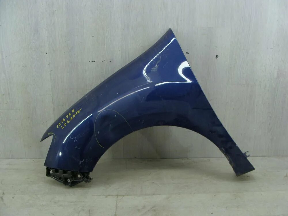 Крыло переднее левое рено. Левое переднее крыло рено каптур. Крыло переднее левое рено сандеро степвей 2. Рено логан крыло переднее левое. Крыло левое renault logan 2008.