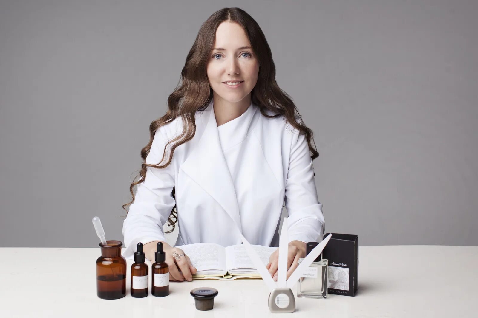 Парфюмерная промышленность. Сообщение на тему редкие профессии. Профессия парфюмер специальность. История парфюмерии. Парфюмер профессия.