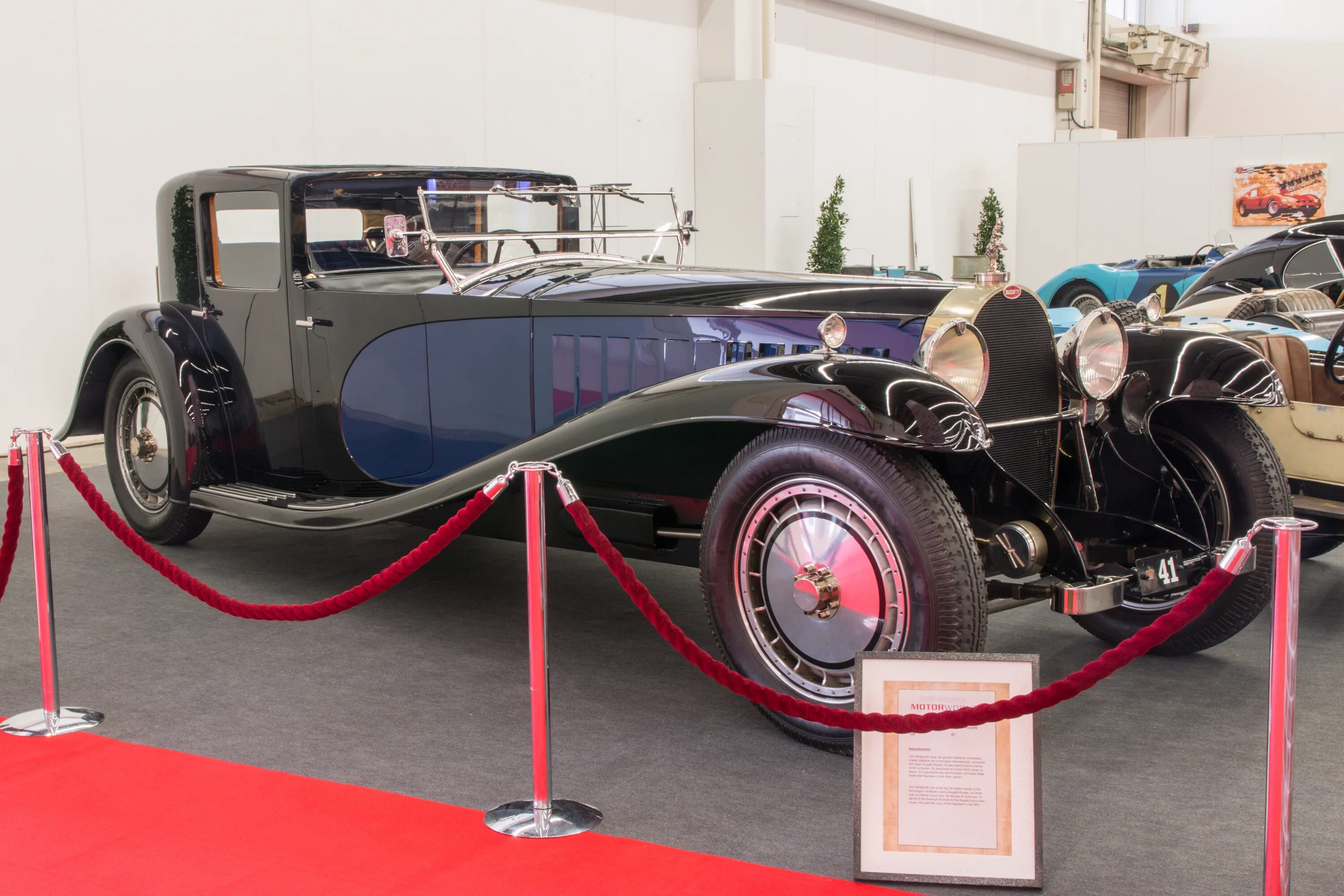 Bugatti royale. Bugatti Type 41 Royale Coupe Napoleon. Бугатти тайп 41. Bugatti Type 41 Royale Kellner Coupe 1931. Bugatti 41 Royale.