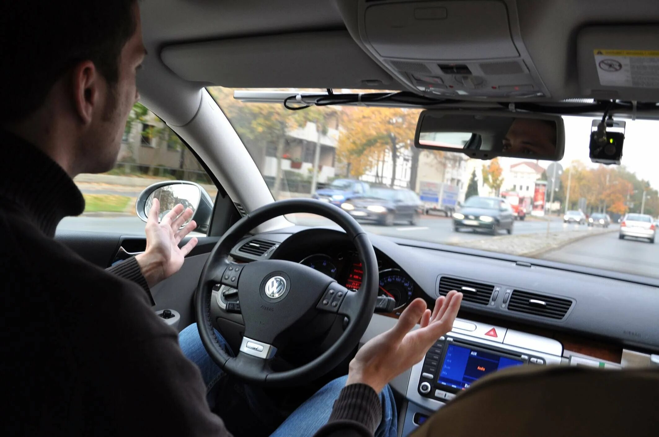 Take car best. Водитель и автомобиль. За рулем автомобиля. Водитель в машине. Руль машины.