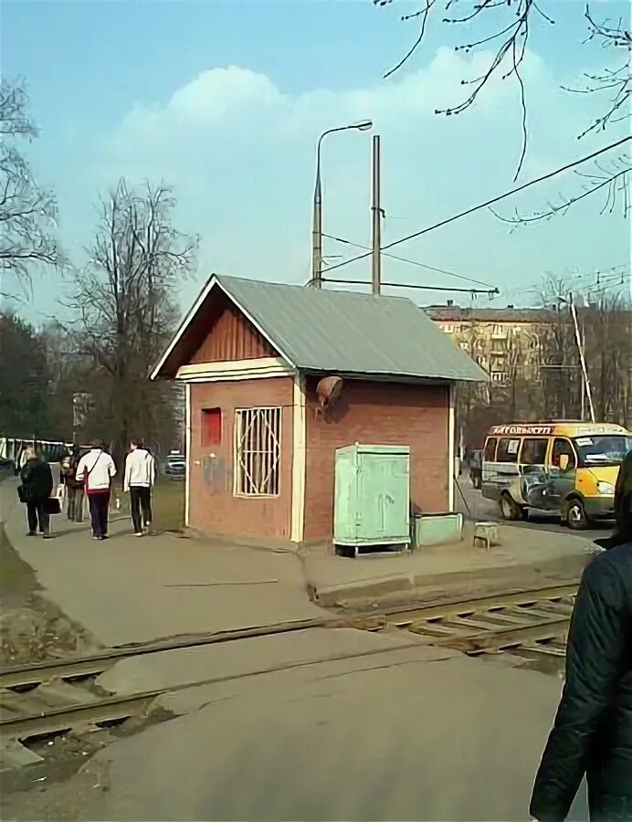 Будка дежурного. Будка дежурного. Будка дежурного по переезду. Переездная будка ржд. Будка дежурного.