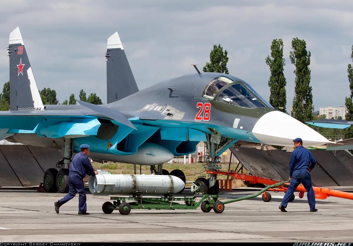 Какой самолет несет фаб. Истребитель-бомбардировщик Су-34. Су-34 Фаб-500. ПВД Су 34. Су 34 подвесное вооружение.