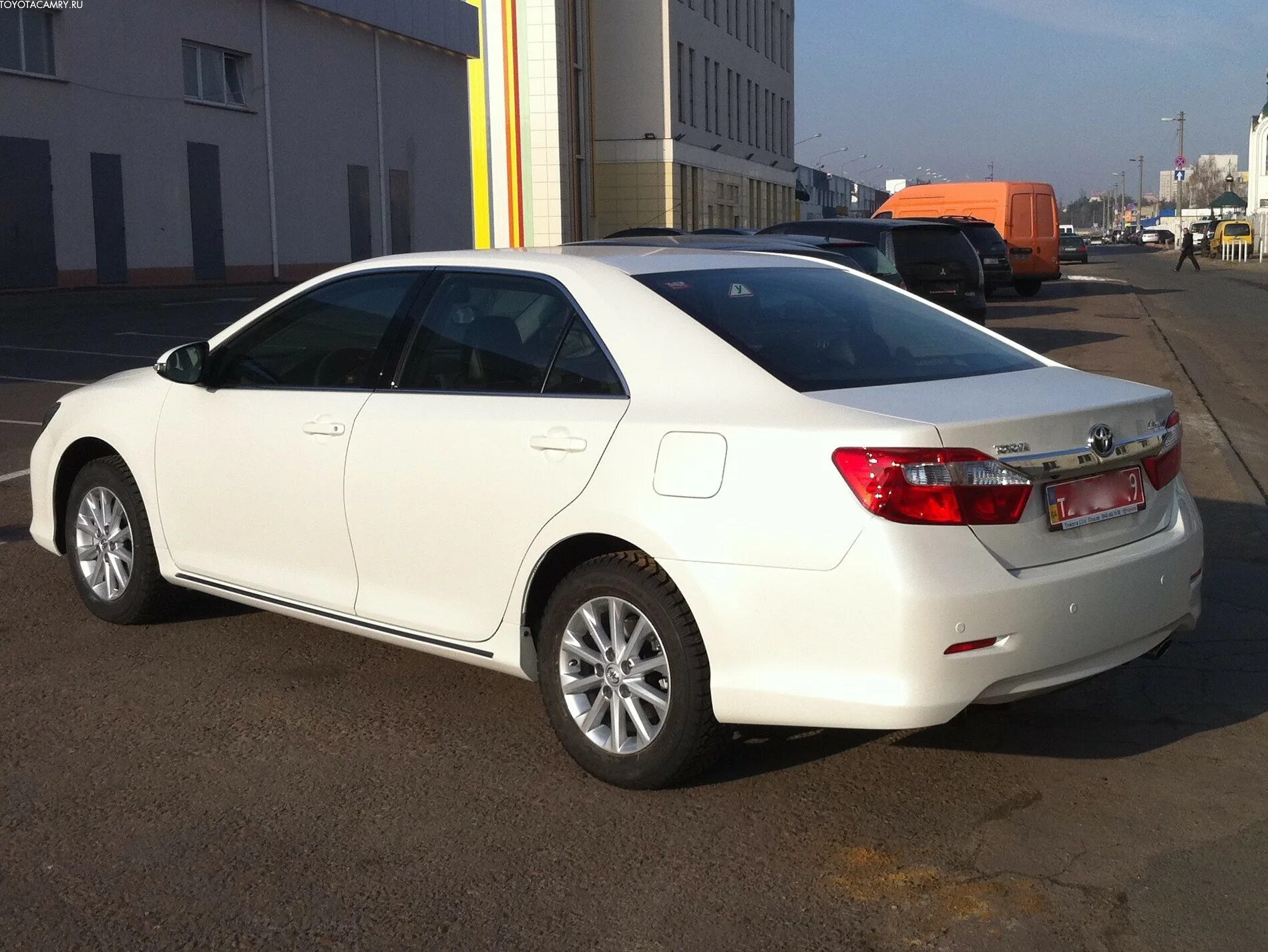 Камри 50 кузов 2.5. Toyota Camry v50 белая. Toyota Camry 50 2012. Toyota Camry 50 белая. Toyota Camry v50 2012.