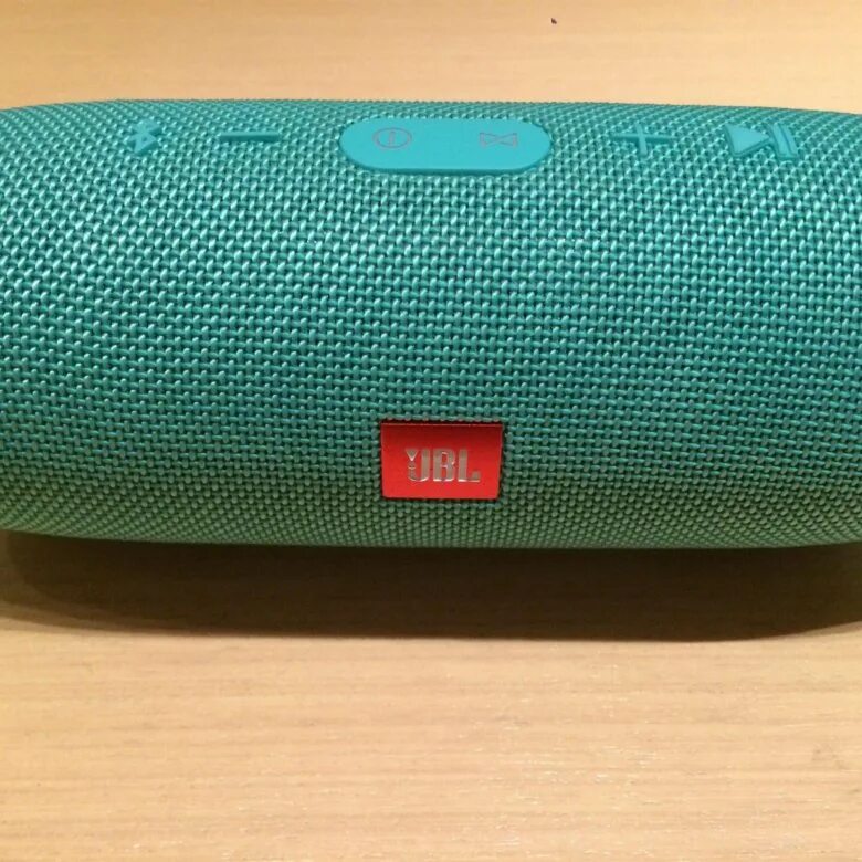 JBL charge 3 оригинал. Танки JBL колонки JBL колонки. Колонки JBL С сабвуфером. JBL С буфером колонку. Купить оригинальные jbl