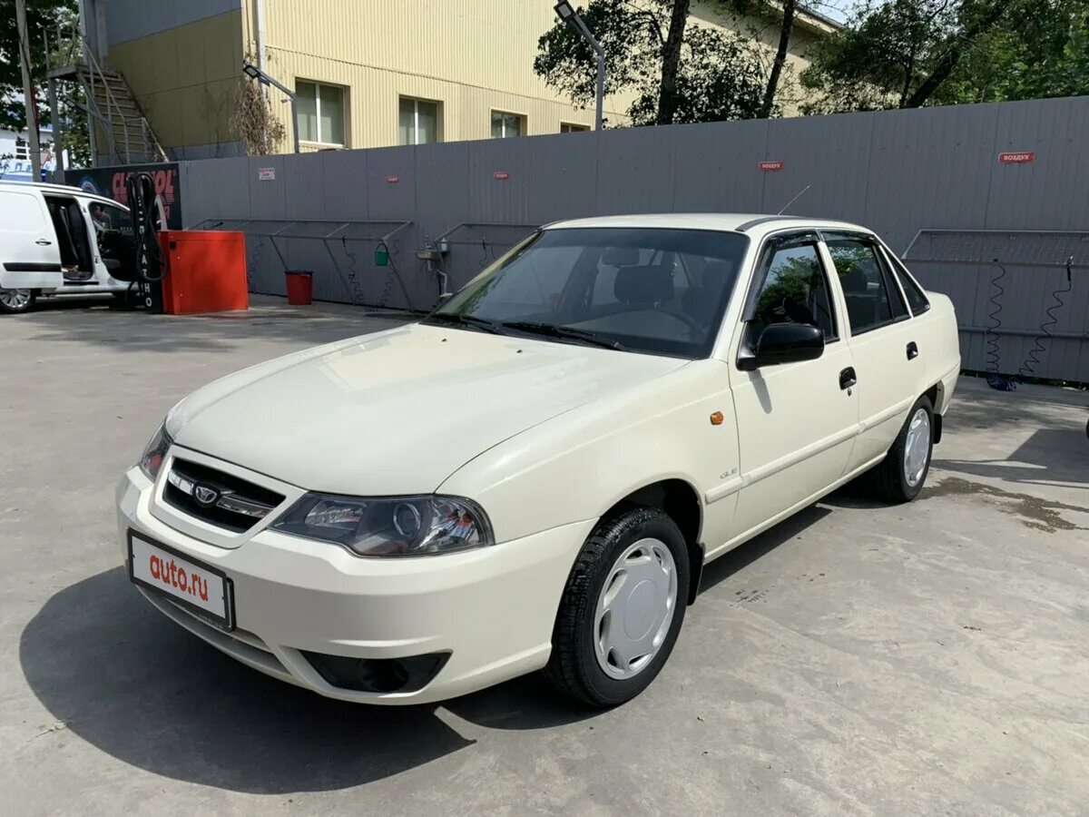 нексия 2011 года. Daewoo nexia 2002. Daewoo nexia 1 белый. Daewoo nexia 1 белый цвет. белая daewoo nexia 2.