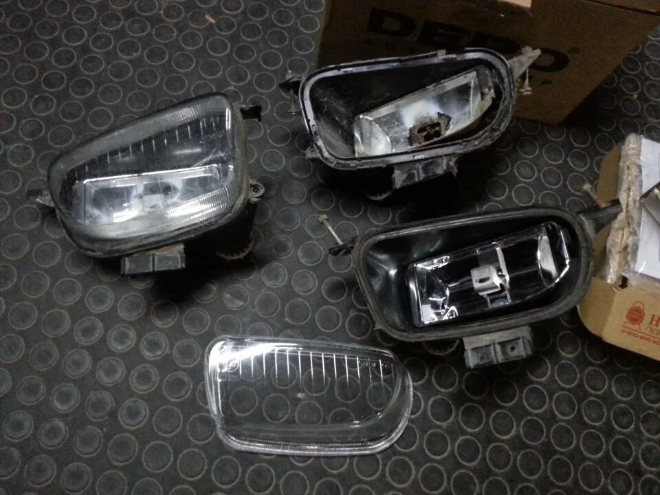 Rav4 противотуманные фары. ПТФ VW t4 led. Led ПТФ Фольксваген Транспортер т4. Противотуманные фары Transporter t4. Лед ПТФ VW t4.