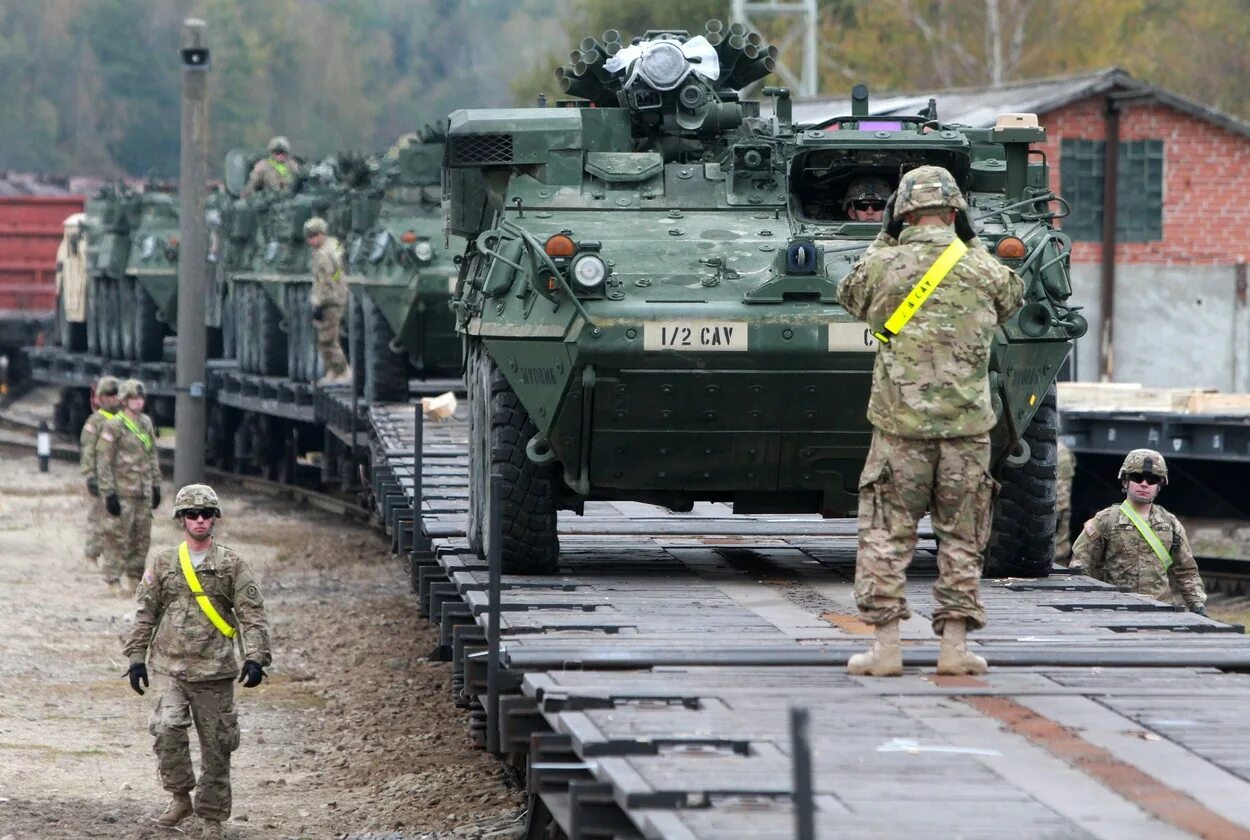 Нато ввели войска в россию. Военная база НАТО на Украине. Американские войска в Польше. Войска США на Украине. Ввод войск на Украину.