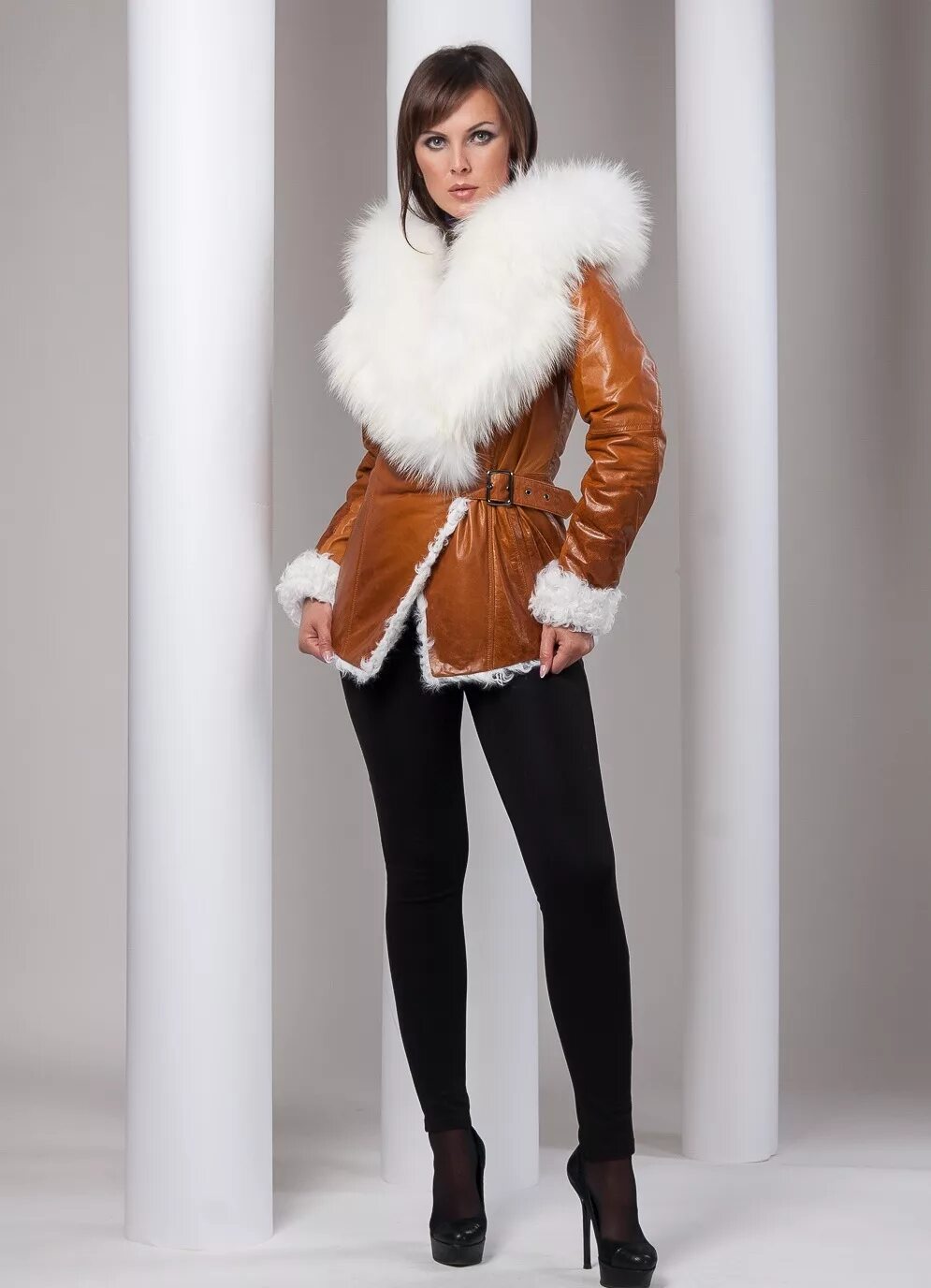 Дубленка диана модель 5620 арт 791. Дубленка рыжая с белым мехом женская. Дубленка рыжая с белым. Рыжая дубленка с белым. Рыжая дубленка.