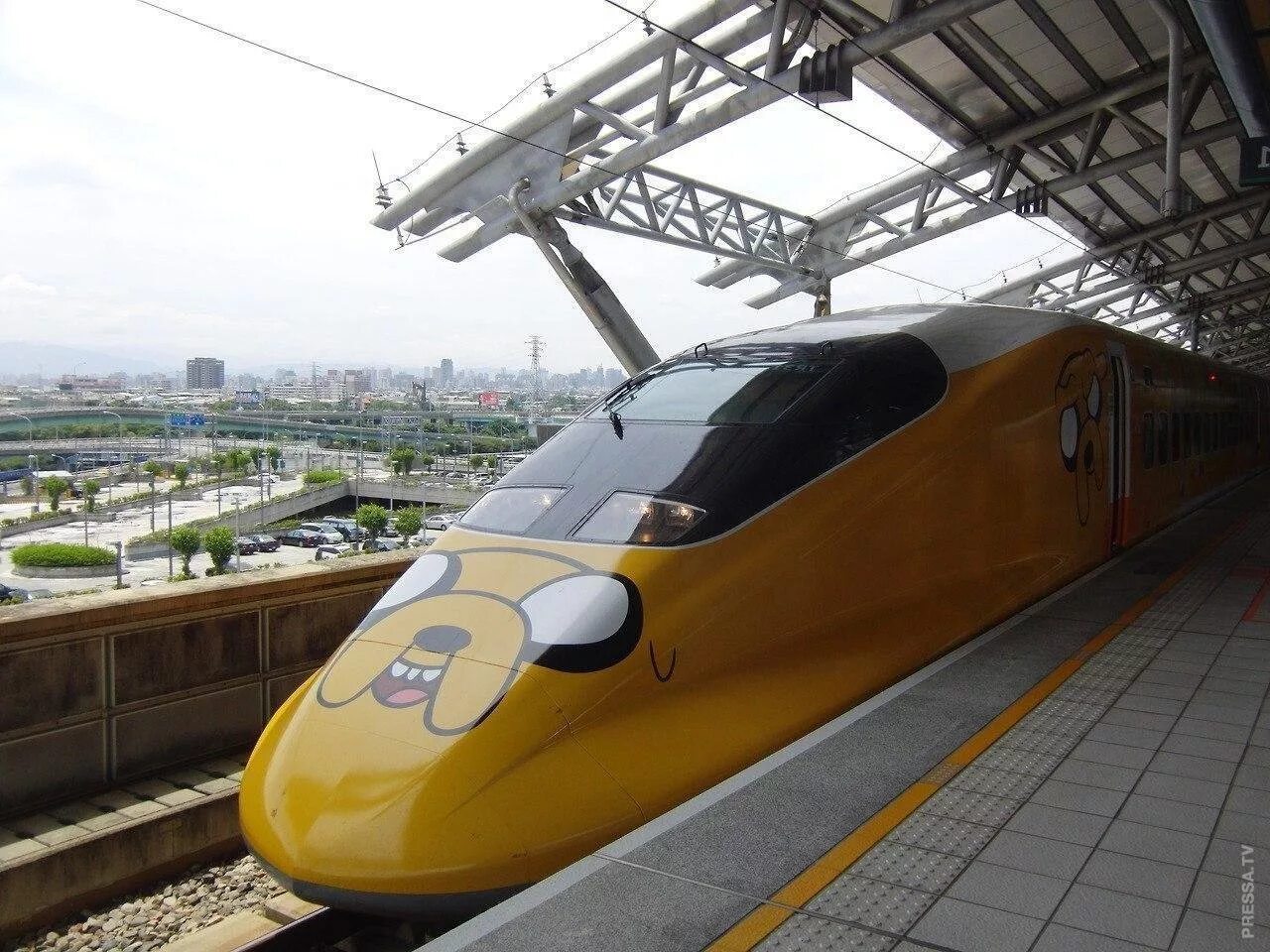 Скоростной поезд синкансен. Эд4м 0503. Самые красивые поезда. Поезд летит. Скоростные поезда в японии.