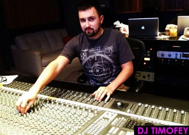 Timofey bartosz brenes vs heaven. Timofey* &amp; bartosz brenes vs. terri b!* – heaven. timofey_and_bartosz_brenes_vs_terri_b_-_heaven_radio_edit. timofey _ bartosz brenes vs terri b – heaven (club mix). timofey bartosz brenes terri b heaven.